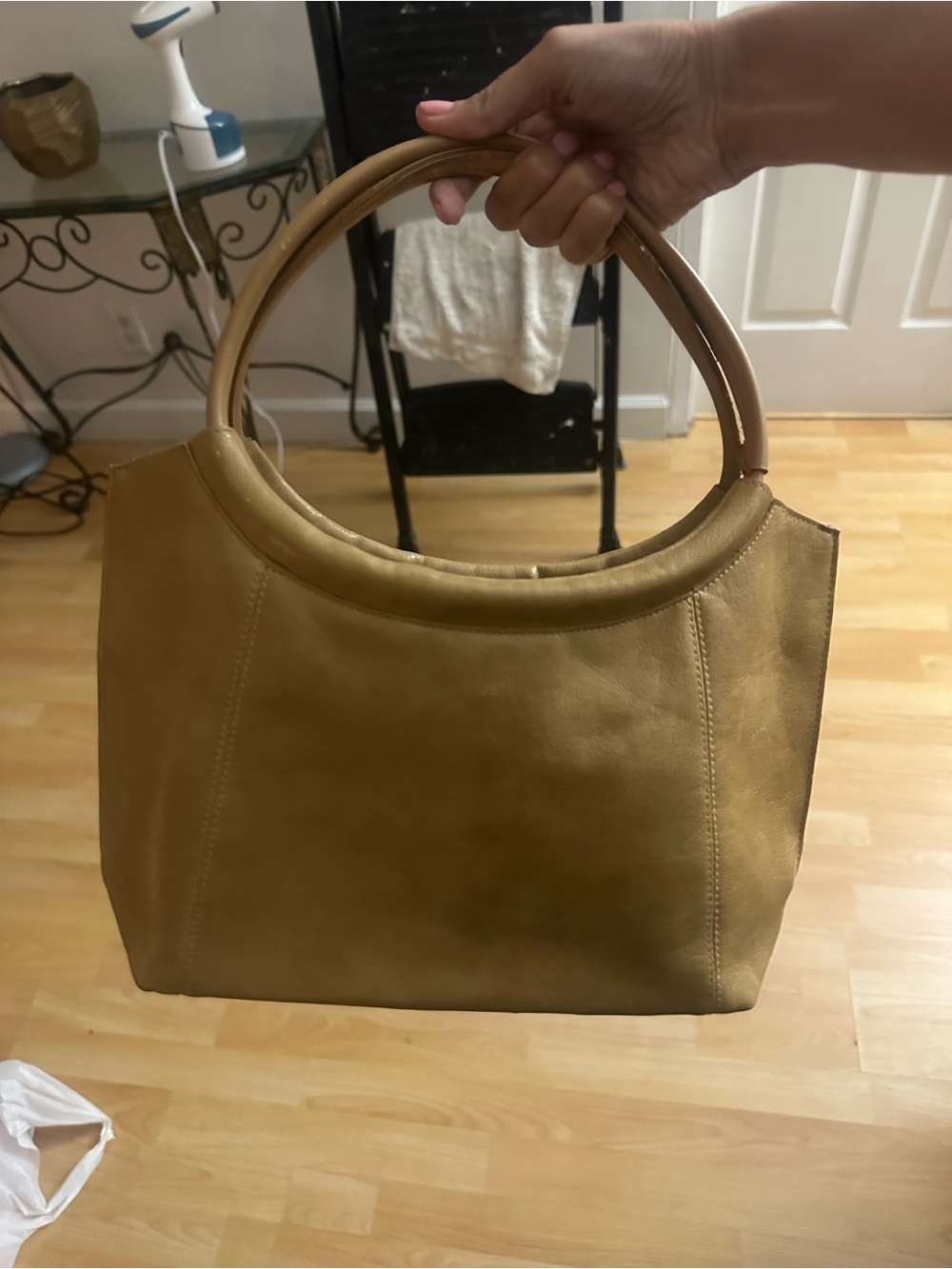 ⭐️Camel Handbag!⭐️